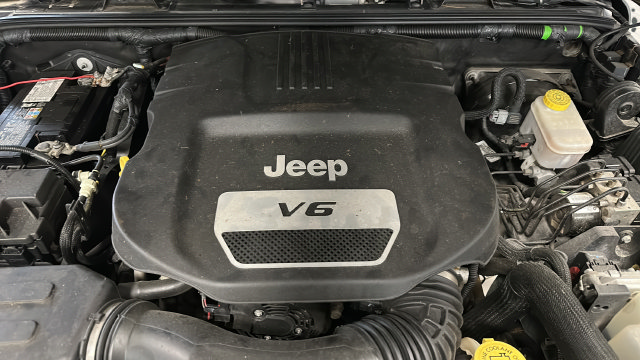 Used 2016 Jeep Wrangler Sport AWD/4WD image 26