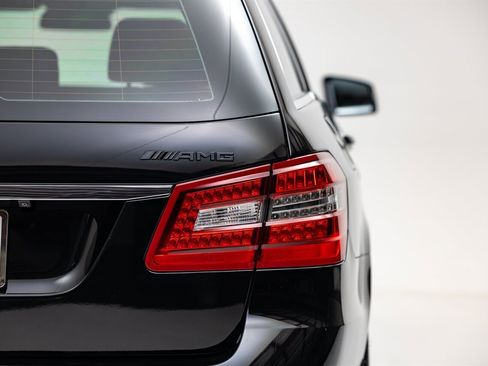 Used 2013 Mercedes-Benz E 63 AMG Wagon image 21