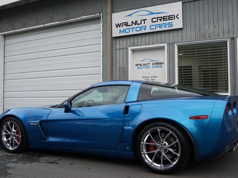 Used 2009 Chevrolet Corvette Z06 w/ Preferred Equipment Group image 18