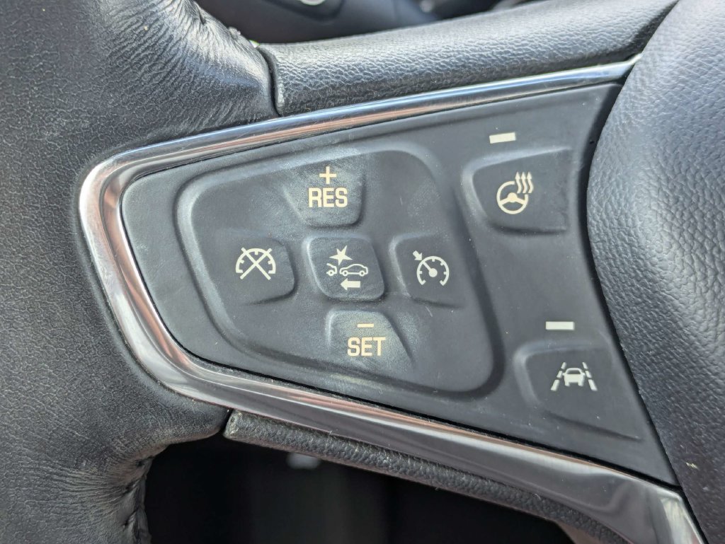 Used 2021 Chevrolet Equinox Premier FWD image 29