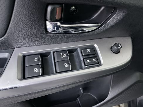 Used 2015 Subaru Impreza 2.0i Limited image 11