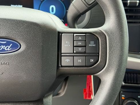 Used 2025 Ford F150 XLT AWD/4WD image 12
