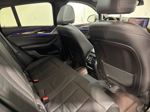 Used 2023 BMW X4 xDrive30i w/ Premium Package image 27