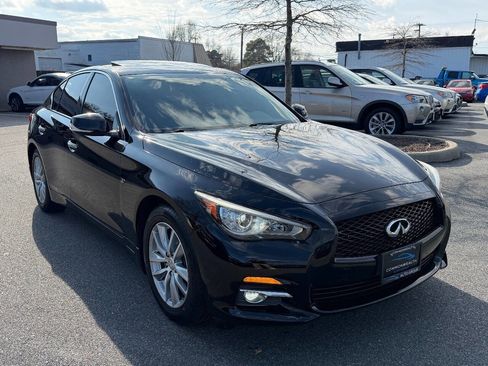 Used 2015 INFINITI Q50 Premium w/ Navigation Package image 3
