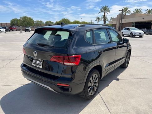 Used 2024 Volkswagen Taos S FWD image 9