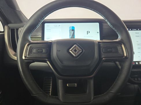 Used 2023 Rivian R1S Launch Edition image 28