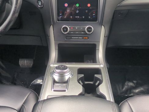 Used 2022 Ford Edge SEL image 19