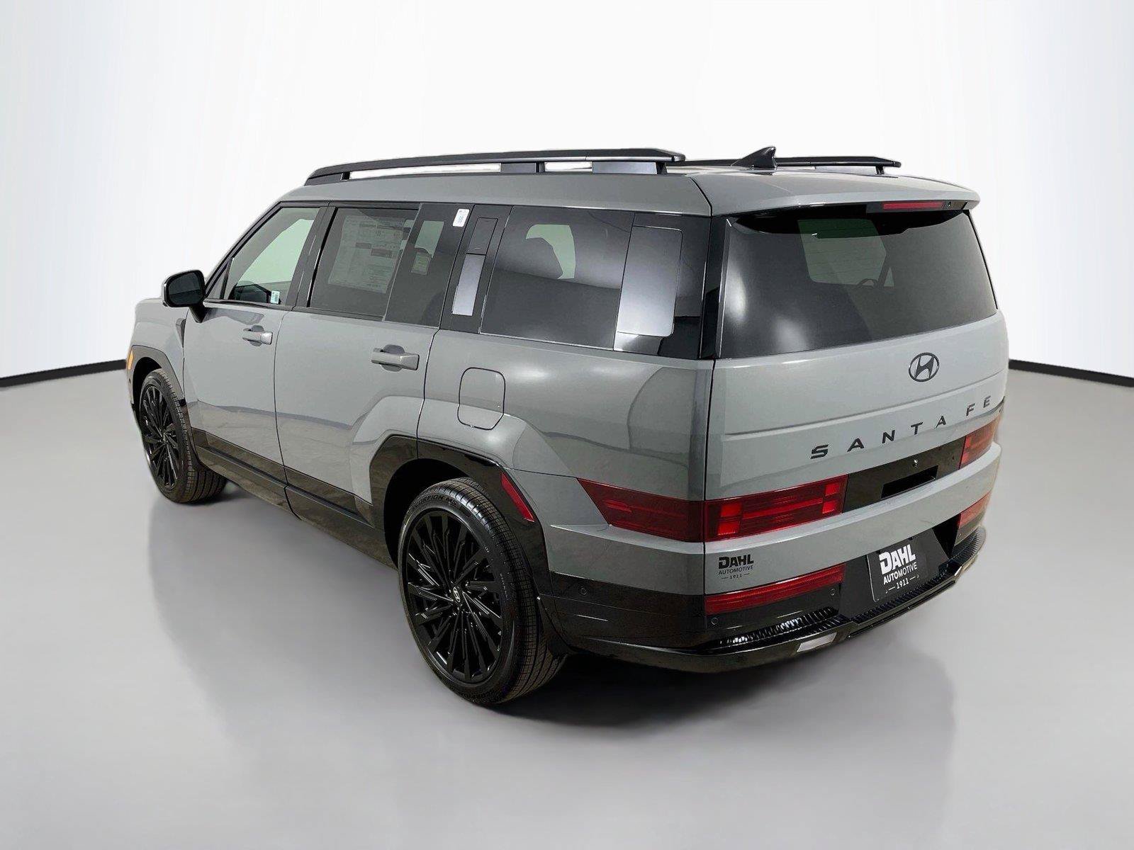 Used 2025 Hyundai Santa Fe Calligraphy AWD/4WD image 5