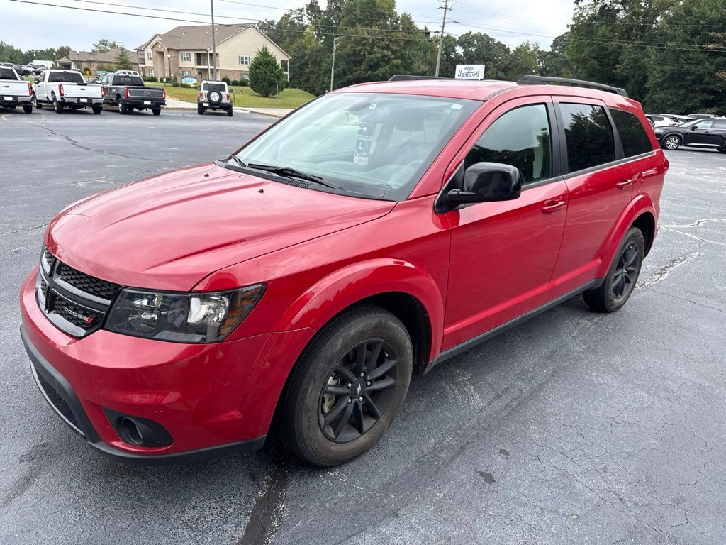 Used 2019 Dodge Journey SE w/ Connectivity Group FWD image 1