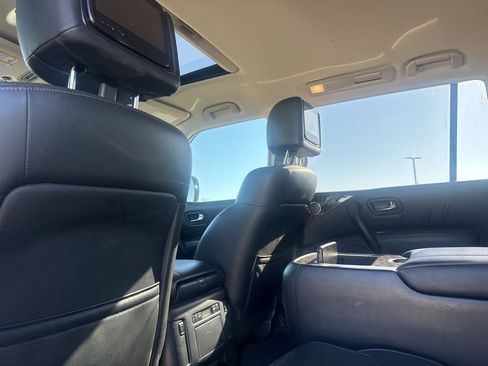 Used 2022 Nissan Armada Platinum w/ Captain's Chairs Package image 41