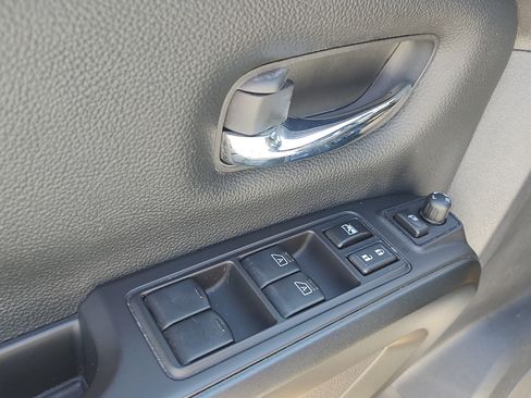Used 2021 Nissan Titan PRO-4X w/ Pro-4x Convenience Package AWD/4WD image 11