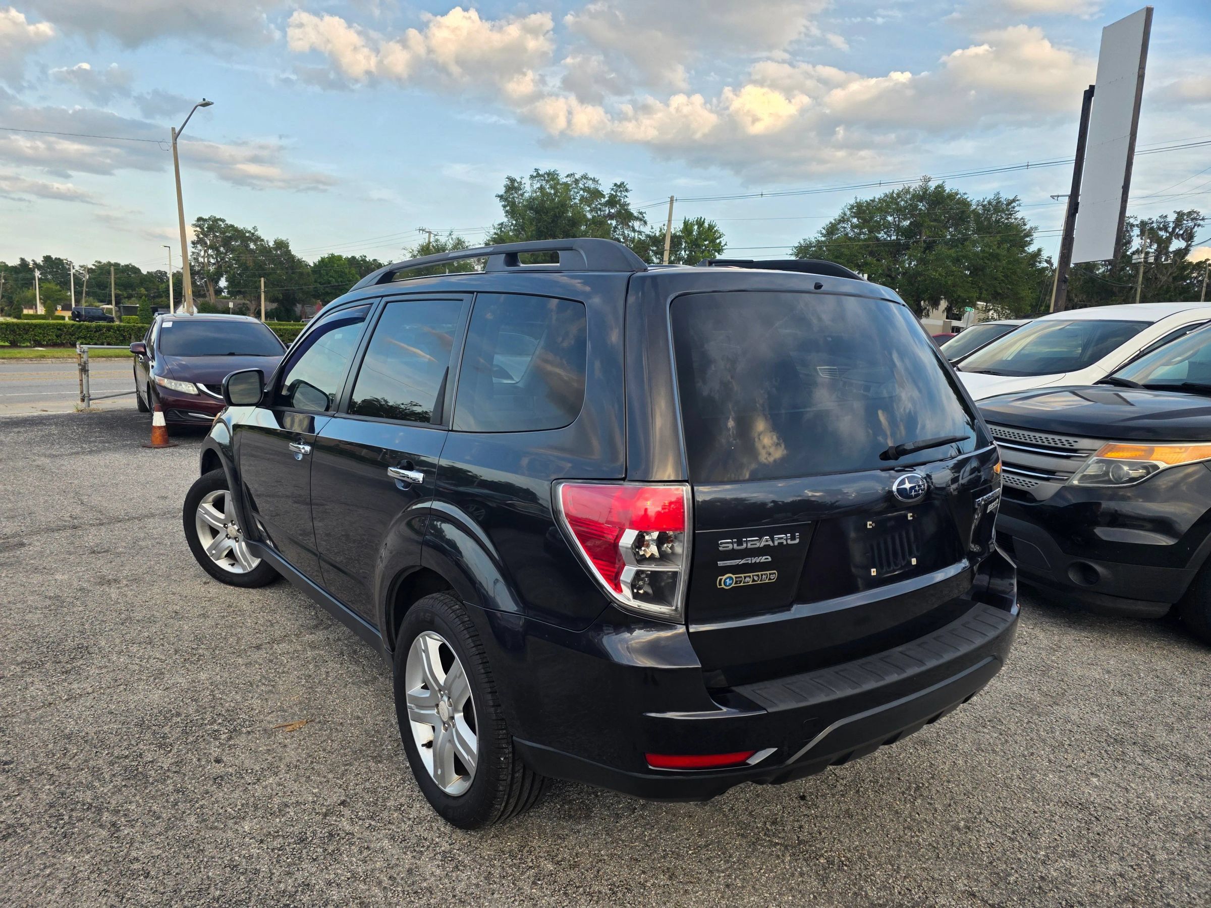 Used 2010 Subaru Forester 2.5X Premium w/ Popular Equipment Group 3A AWD/4WD image 5