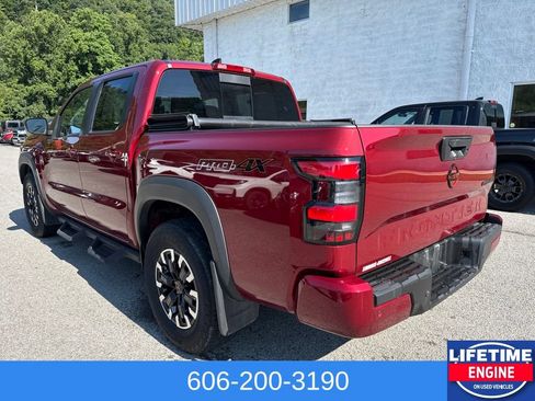 Used 2024 Nissan Frontier PRO-4X w/ Technology Package AWD/4WD image 10