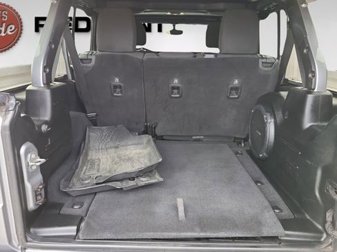 Certified 2021 Jeep Wrangler Unlimited Sport image 16