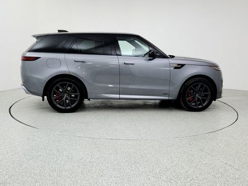 Certified 2025 Land Rover Range Rover Sport Autobiography image 4