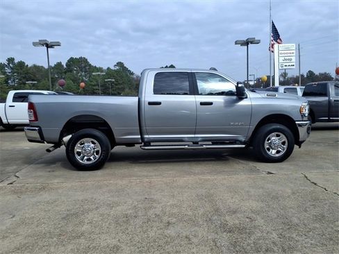 Used 2024 RAM 2500 Big Horn w/ Bed Utility Group image 2