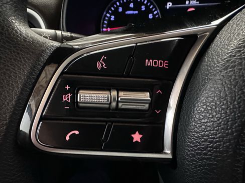 Used 2024 Kia Forte LXS image 37