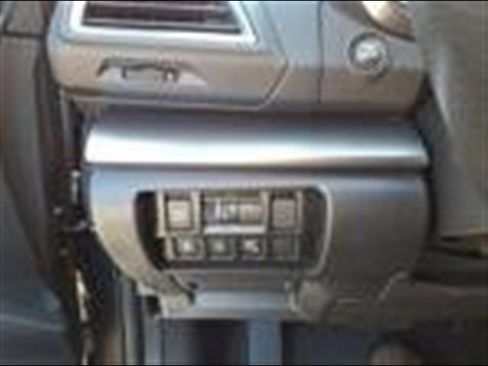 Used 2023 Subaru Crosstrek 2.5i Limited w/ Moonroof Package image 16