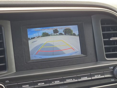 Used 2020 Hyundai Elantra SE w/ Cargo Package (C1) FWD image 22