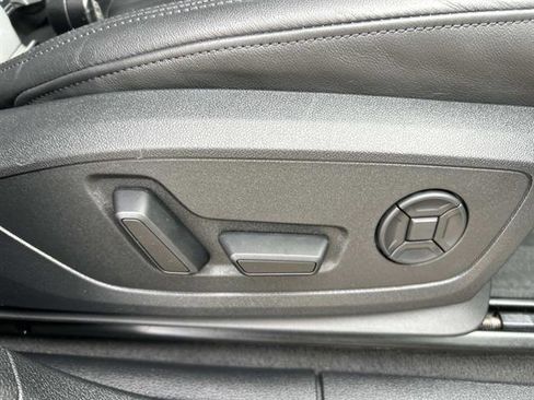 Used 2024 Audi Q3 2.0T Premium image 22