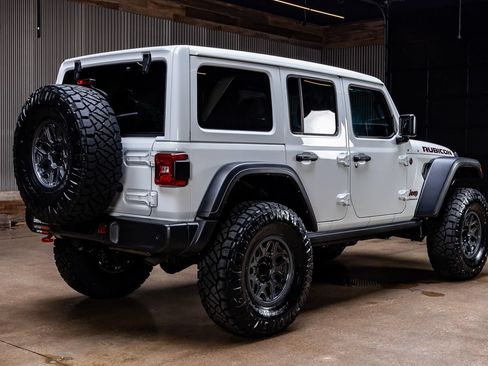 Used 2024 Jeep Wrangler Unlimited Rubicon w/ Technology Group AWD/4WD image 8