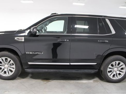 Used 2025 GMC Yukon Denali AWD/4WD image 6