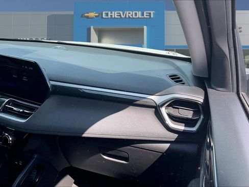 Used 2025 Chevrolet TrailBlazer LT w/ Driver Confidence Package AWD/4WD image 26
