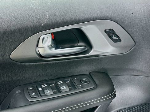 New 2026 Chrysler Pacifica Select w/ S Appearance Package FWD image 22