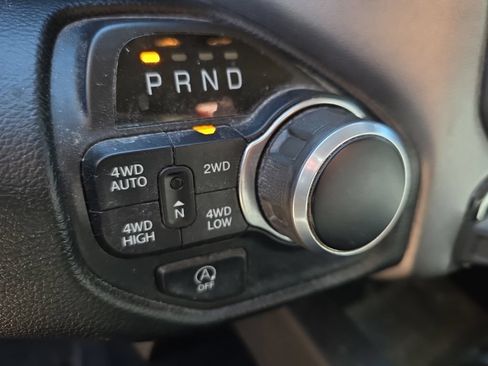 Used 2020 RAM 1500 Big Horn AWD/4WD image 17