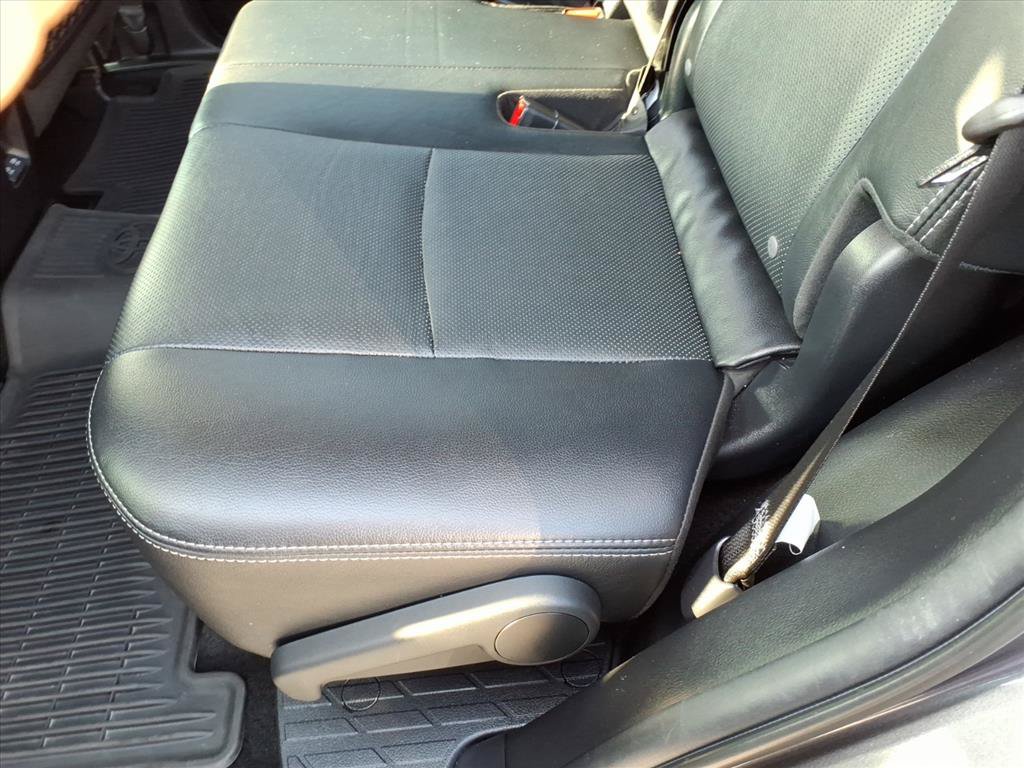 Used 2022 Toyota 4Runner Limited w/ Convenience Package (TMS) AWD/4WD image 22