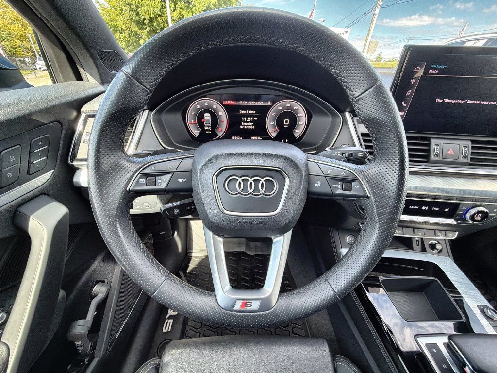 Used 2024 Audi Q5 2.0T Premium Plus w/ Premium Plus Package AWD/4WD image 23