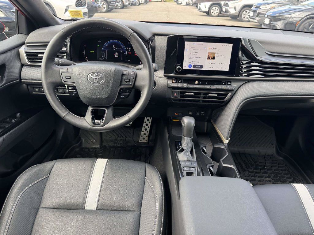 Used 2026 Toyota Camry SE w/ Convenience Package AWD/4WD image 16
