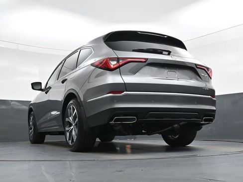 Used 2023 Acura MDX SH-AWD w/ Technology Package image 32