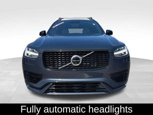 Used 2022 Volvo XC90 T8 R-Design w/ Advanced Package image 4