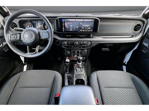 Certified 2024 Jeep Wrangler Unlimited Rubicon 4xe AWD/4WD image 10