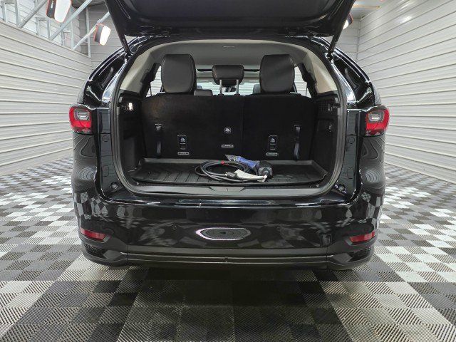 Used 2025 MAZDA CX-90 Plug-In Hybrid w/ Preferred AWD/4WD image 39