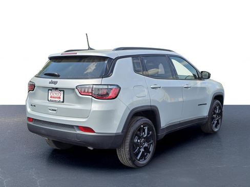 New 2026 Jeep Compass Latitude AWD/4WD image 8