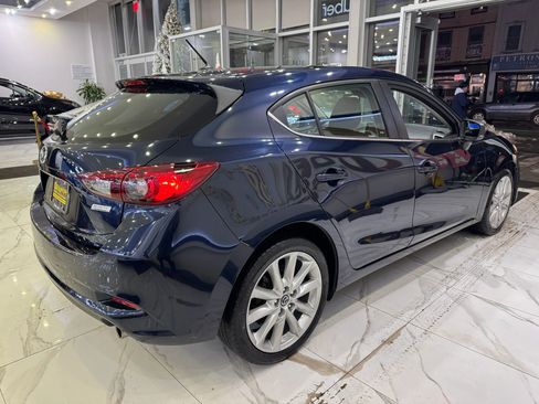 Used 2017 MAZDA MAZDA3 Touring image 6