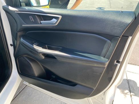 Used 2024 Ford Edge SEL image 35