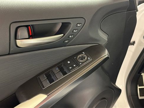 Certified 2025 Lexus IS 350 F Sport image 23