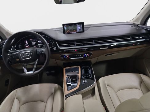 Used 2017 Audi Q7 3.0T Premium Plus w/ Premium Plus Package image 12