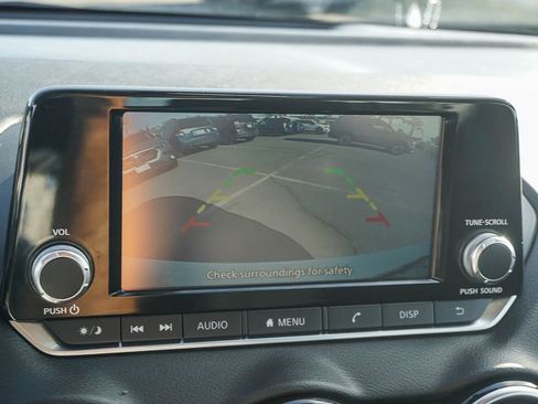Used 2024 Nissan Sentra S FWD image 23