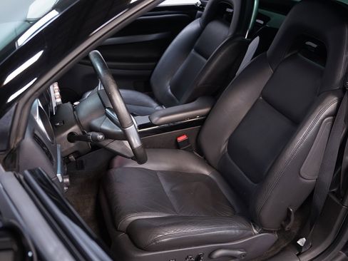 Used 2005 Chevrolet SSR w/ Preferred Equipment Group image 39