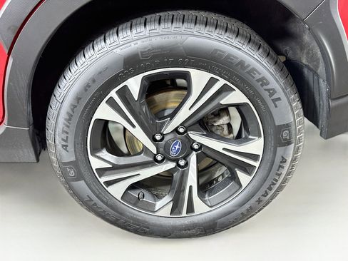 Used 2024 Subaru Crosstrek 2.0i Premium AWD/4WD image 11