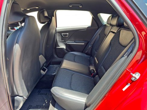 Used 2025 Kia K4 GT-Line FWD image 38