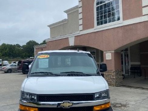 Used 2023 Chevrolet Express 2500 w/ Driver Convenience Package image 1