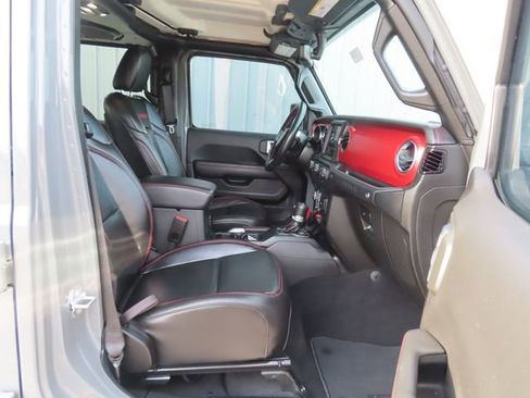 Used 2021 Jeep Wrangler Unlimited Rubicon w/ Xtreme Recon 35" Tire Package image 25