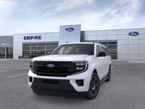 New 2026 Ford Expedition Max Active image 2