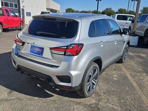 New 2025 Mitsubishi Outlander Sport SE image 12