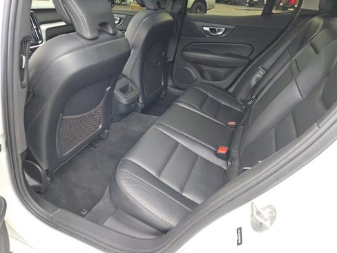 Used 2024 Volvo S60 B5 Core FWD image 20